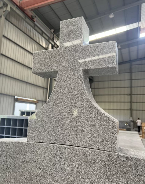 Carved Cross G614 Granite Mausoleum 2